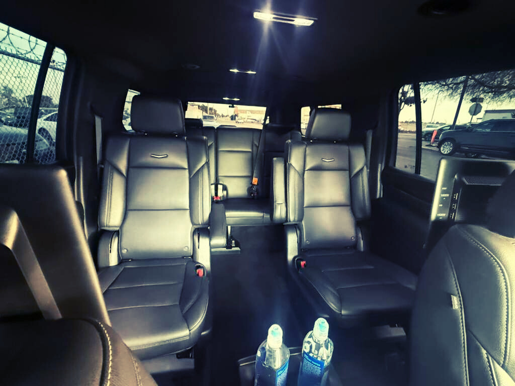 6 Passengers Cadillac Escalade ESV (1)